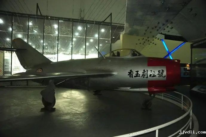 60fcd03ebdf25.jpg 28b5b57fd6bb50bc77776ce4f79f1dd1.jpg